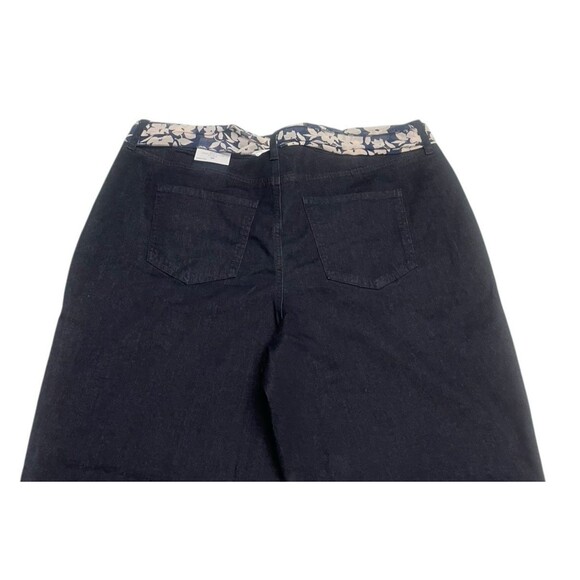 Size 18W Croft & Barrow Scarf Belt Capri Mid Rise Straight Though Hip & Thigh - Picture 12 of 12